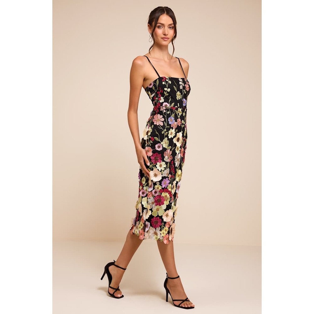 Lulus Garden Splendor Black Floral Embroidered Lace-Up Midi Dress Small NWT